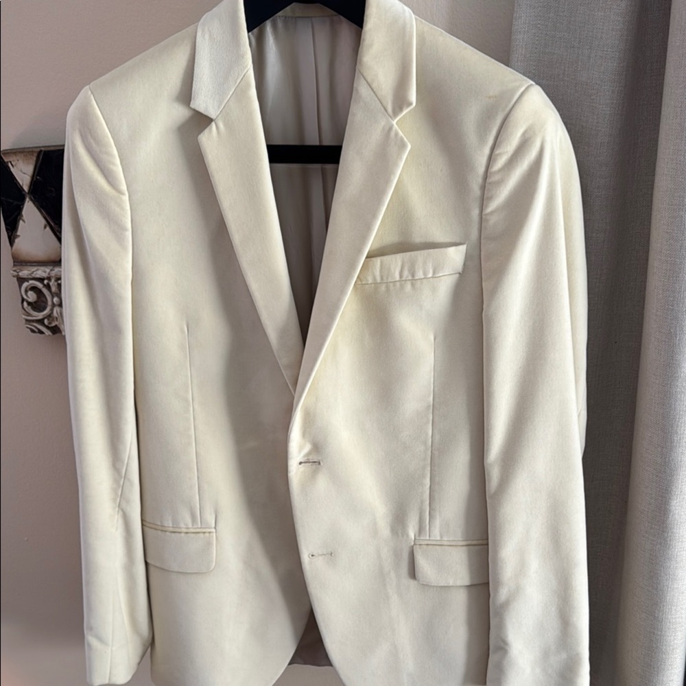 Elegant Cream Blazer
